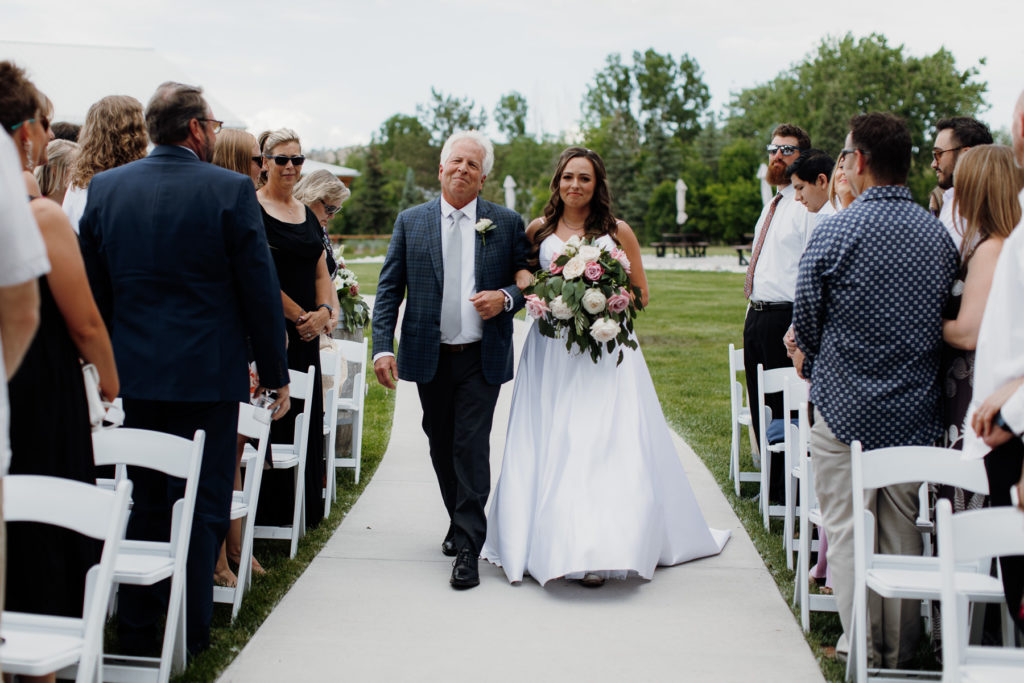 Colorado wedding, riverside winery, foothills, loveland wedding photographer, sweetheart winery