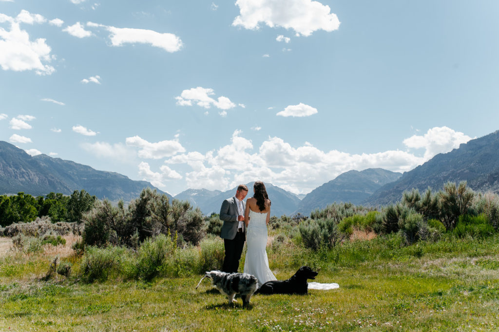 Cody, Wyoming wedding yellowstone double diamond x western wedding photographer